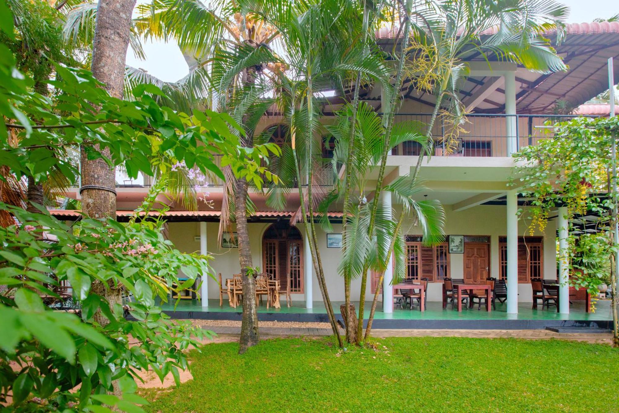 Yala River Face Inn Tissamaharama Bagian luar foto