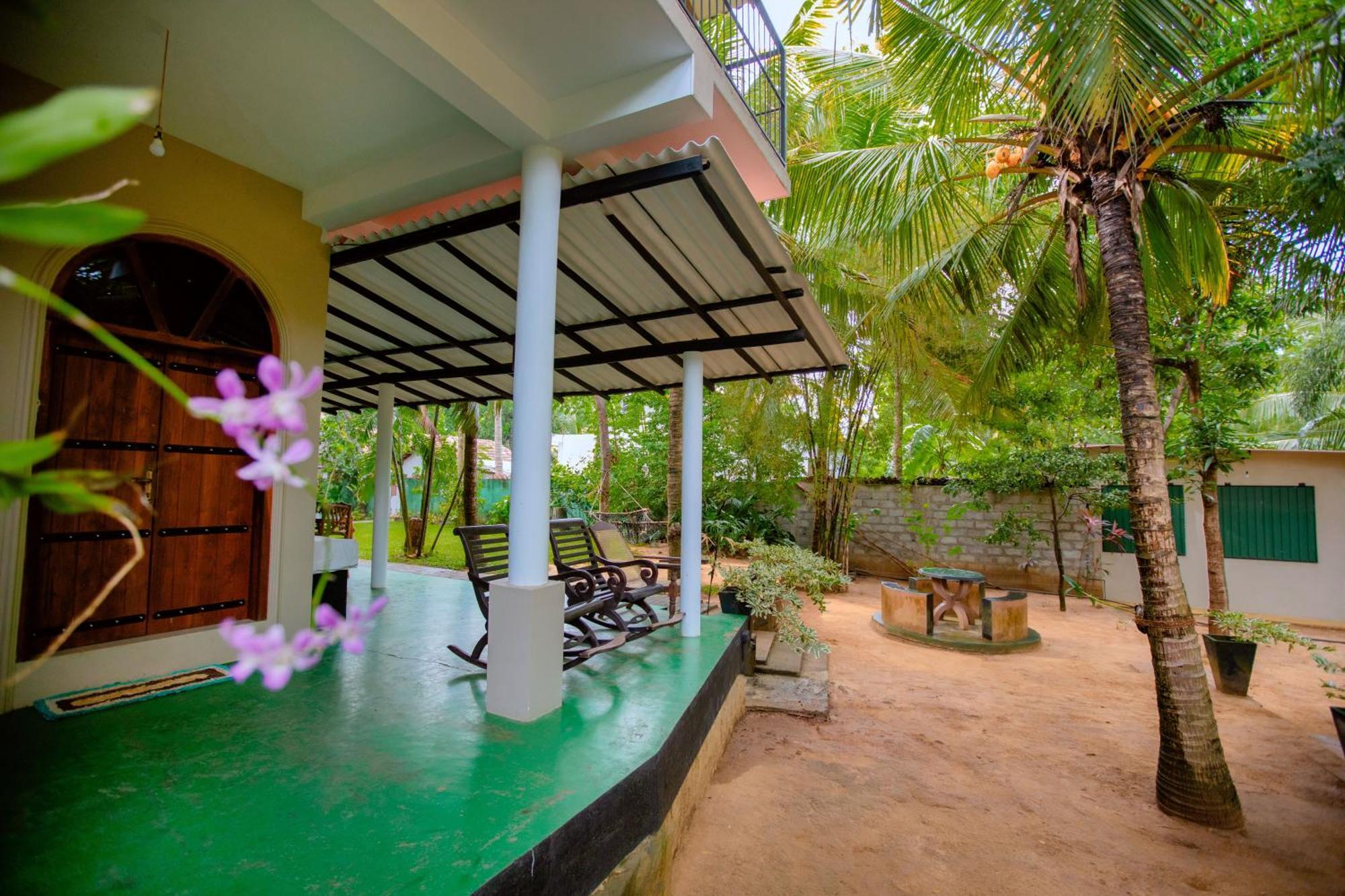 Yala River Face Inn Tissamaharama Bagian luar foto